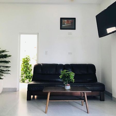 Local White House - Ecofriendly Homestay Da Nang Exterior photo