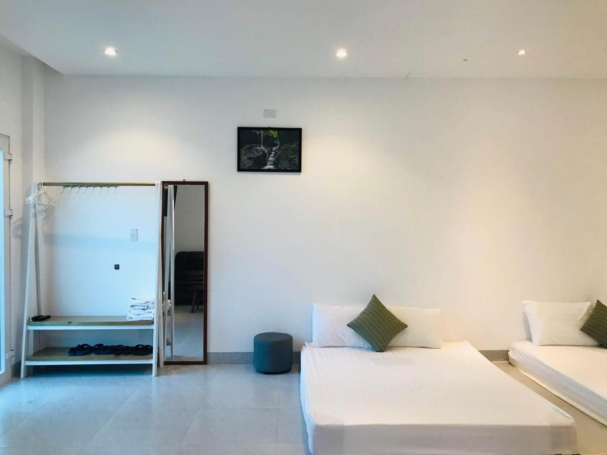 Local White House - Ecofriendly Homestay Da Nang Exterior photo