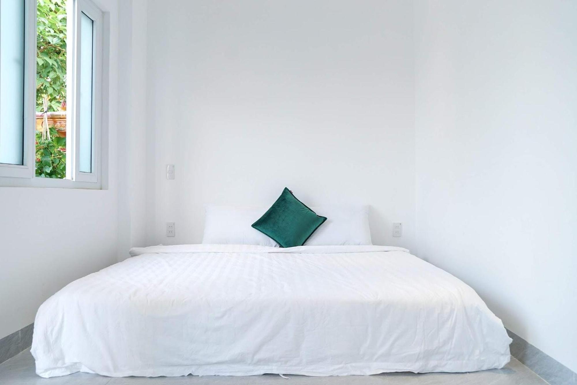 Local White House - Ecofriendly Homestay Da Nang Exterior photo