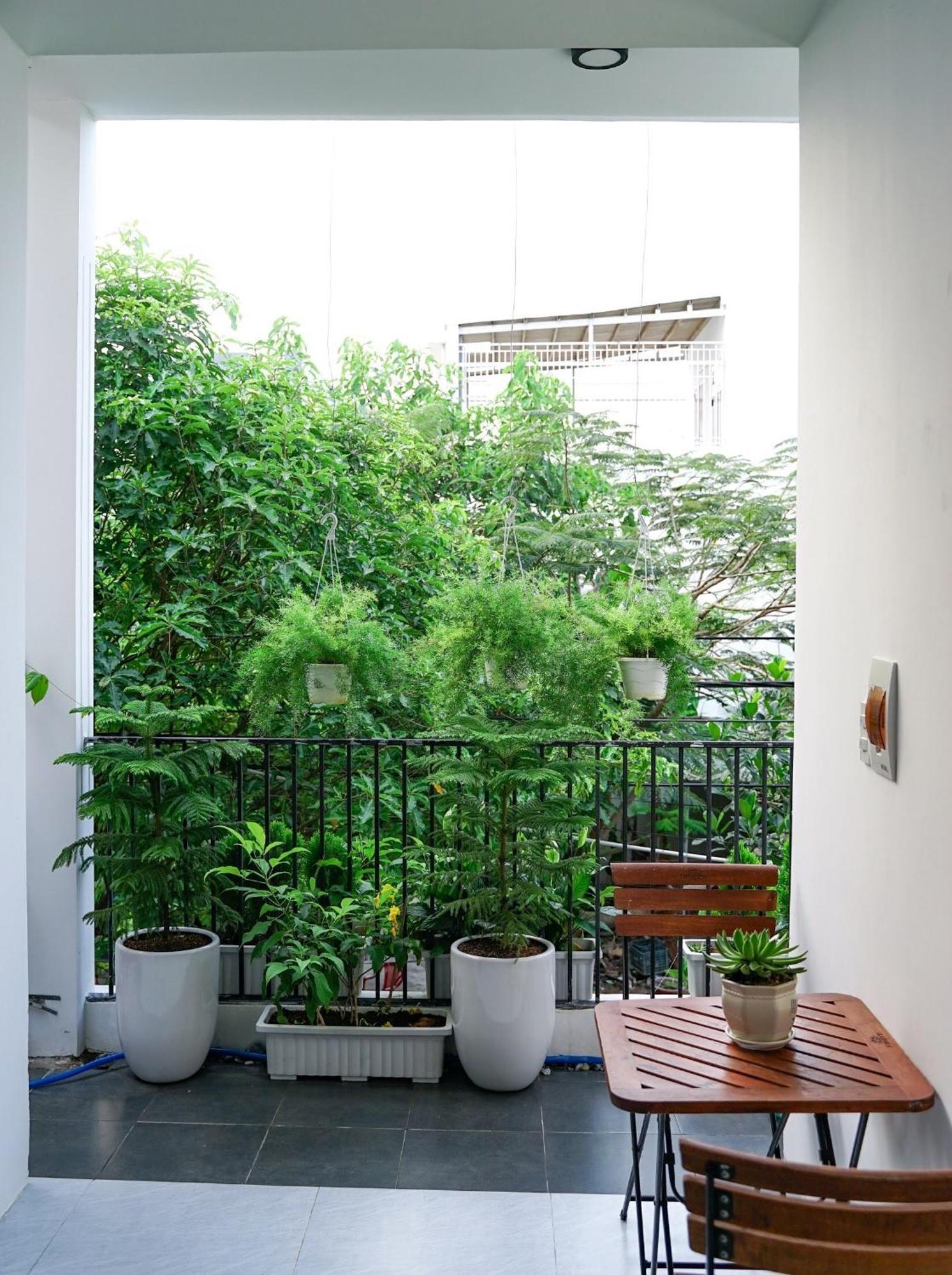 Local White House - Ecofriendly Homestay Da Nang Exterior photo