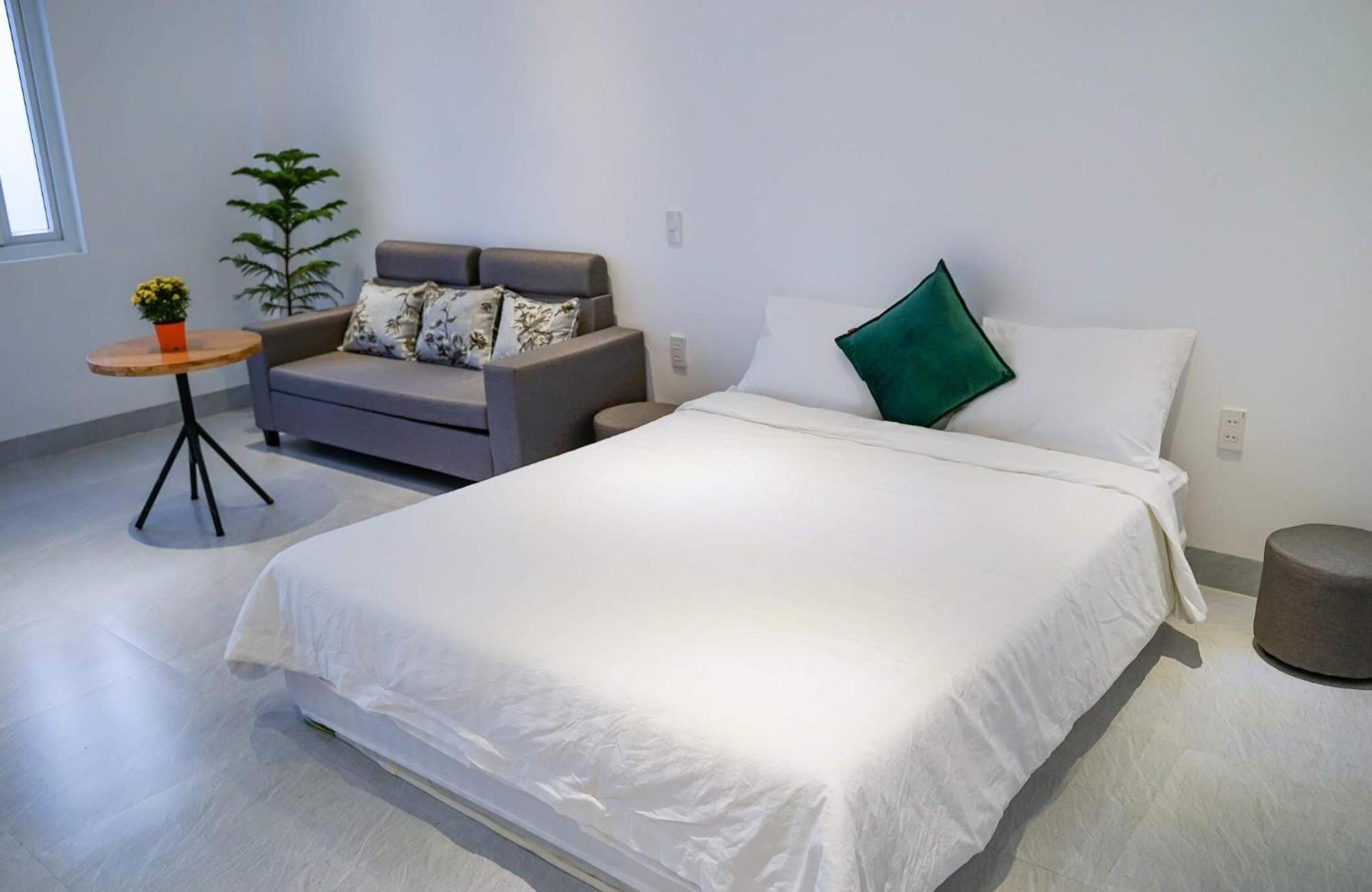 Local White House - Ecofriendly Homestay Da Nang Exterior photo