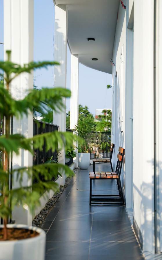 Local White House - Ecofriendly Homestay Da Nang Exterior photo